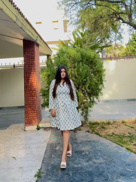 Joy Flair short Dress